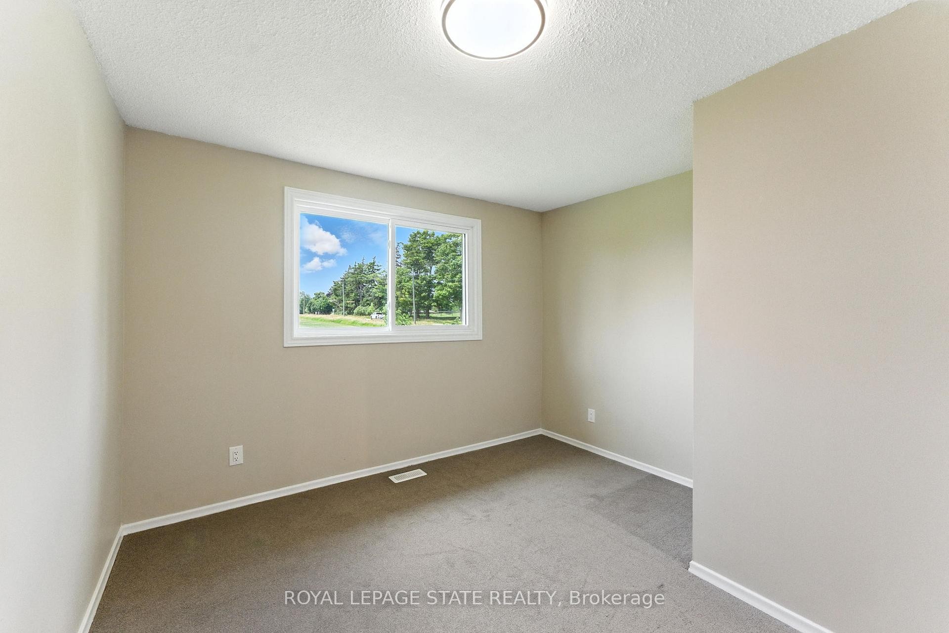 









7185


Airport

Road,
Hamilton,




ON
L0R 1W0

