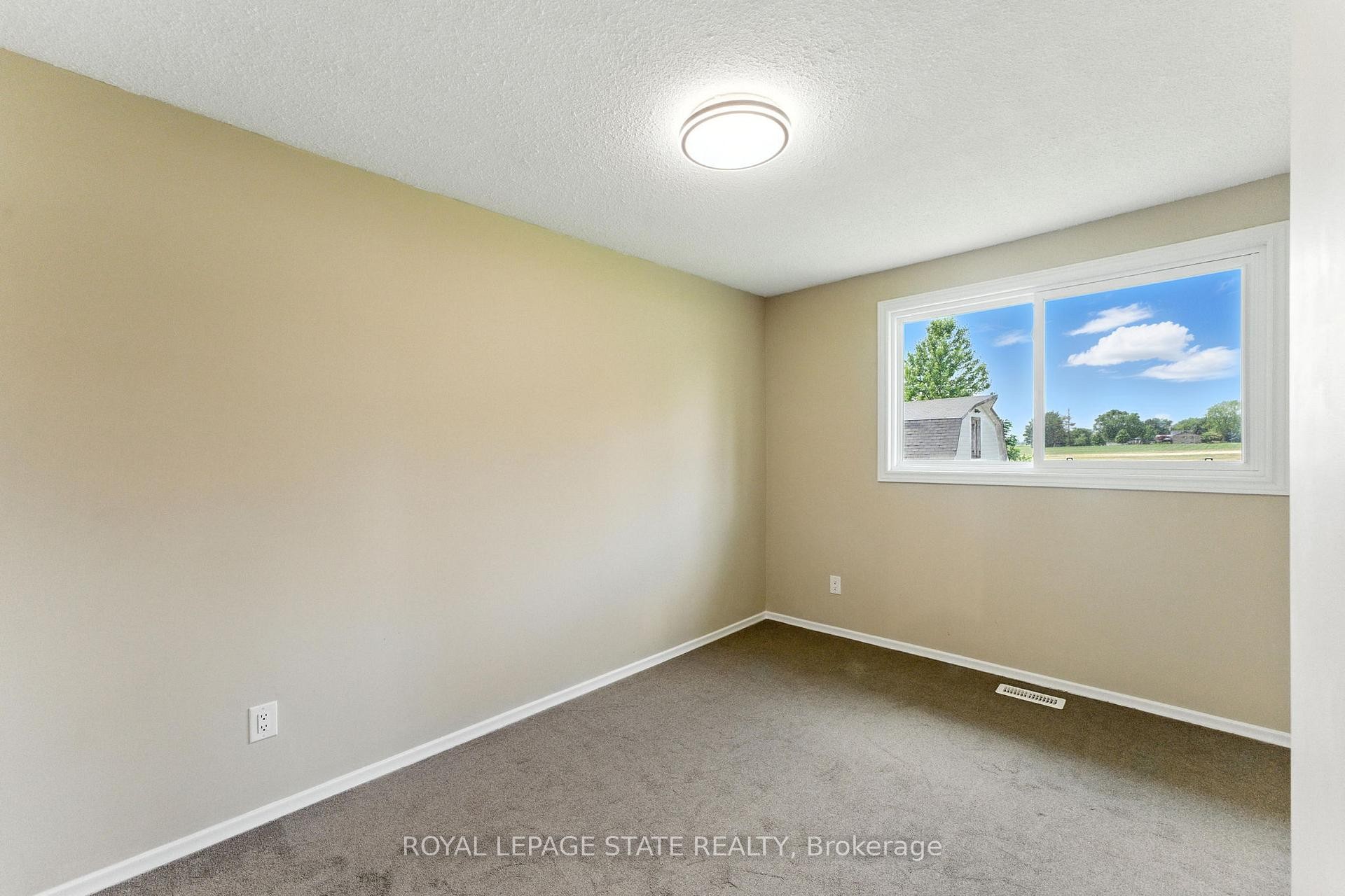 









7185


Airport

Road,
Hamilton,




ON
L0R 1W0

