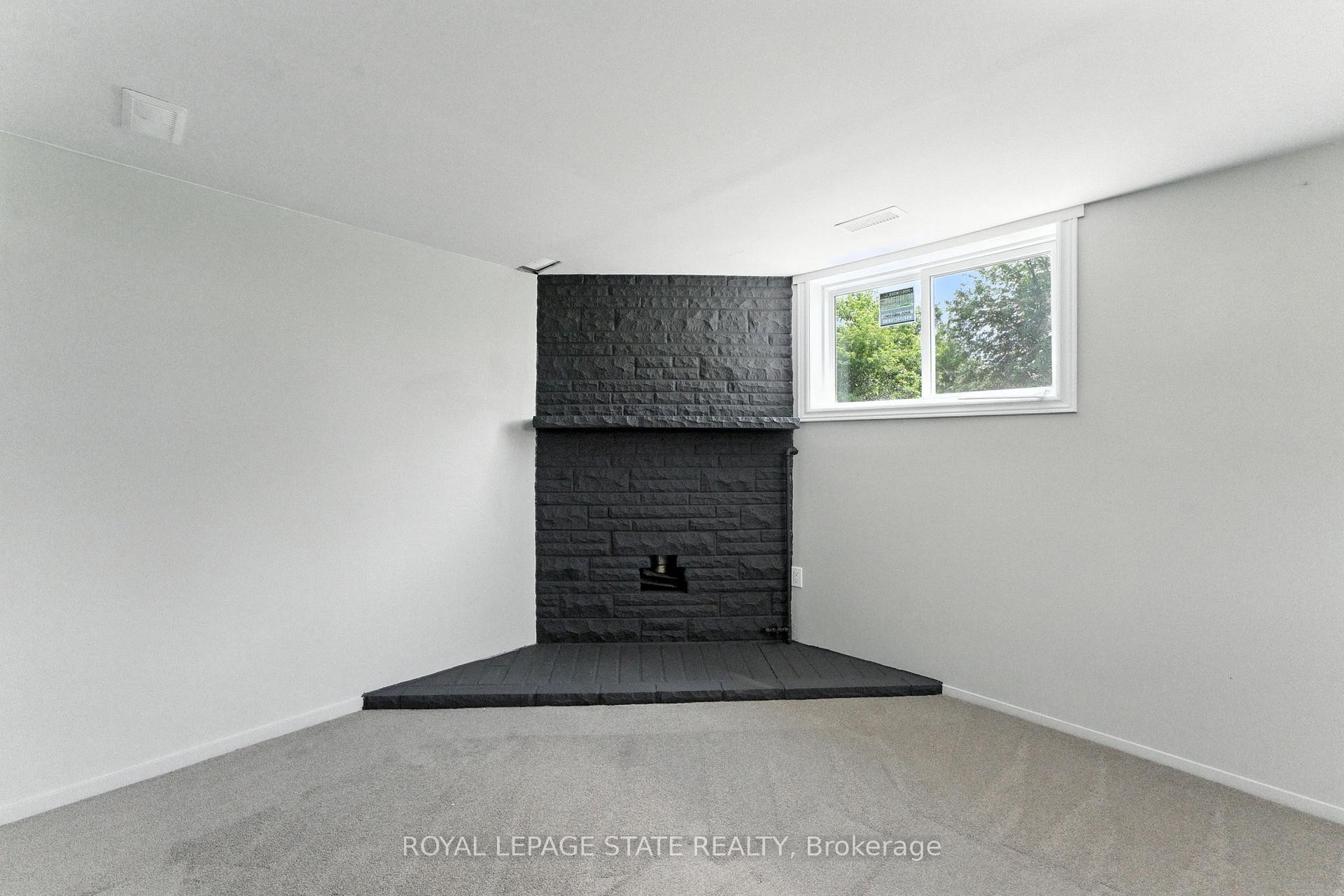 









7185


Airport

Road,
Hamilton,




ON
L0R 1W0

