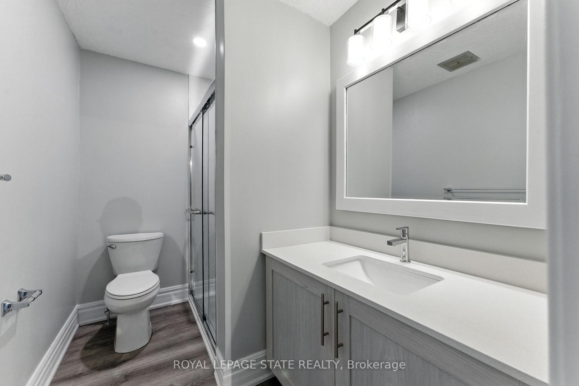 









7185


Airport

Road,
Hamilton,




ON
L0R 1W0


