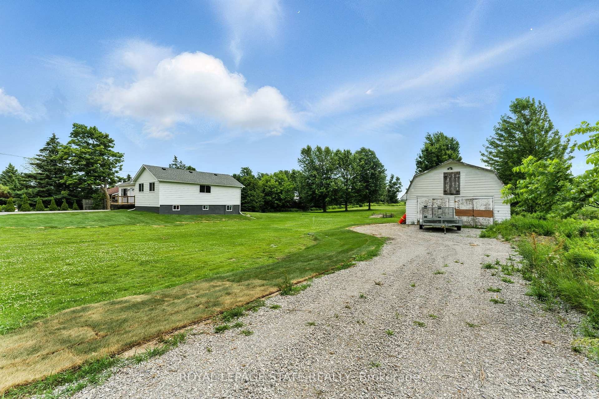 









7185


Airport

Road,
Hamilton,




ON
L0R 1W0

