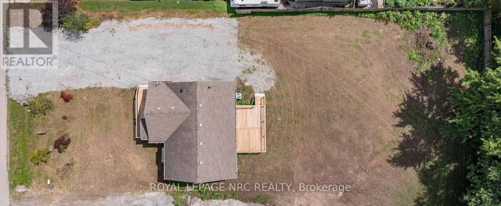 












88 MERRITT PARKWAY N

,
Port Colborne (Main Street),




Ontario
L3K3Y1

