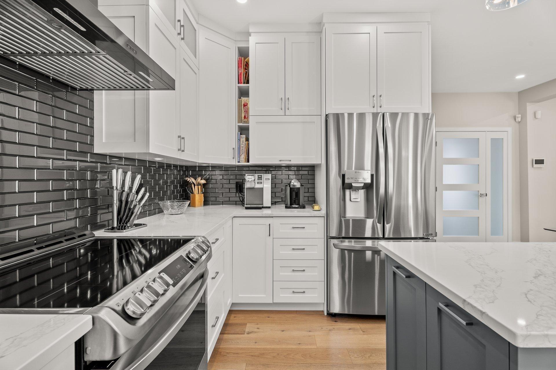 









5619


Ch. Monjeau

,
Sainte-Agathe-des-Monts,




QC
J8C0N6

