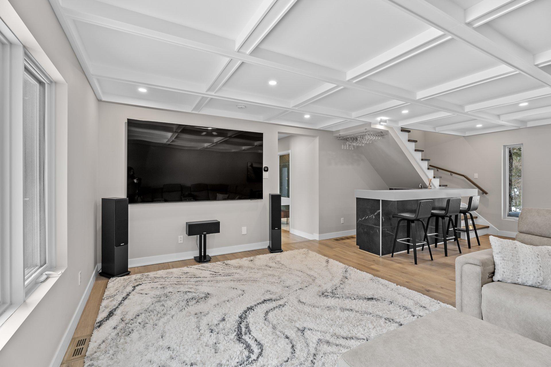 









5619


Ch. Monjeau

,
Sainte-Agathe-des-Monts,




QC
J8C0N6

