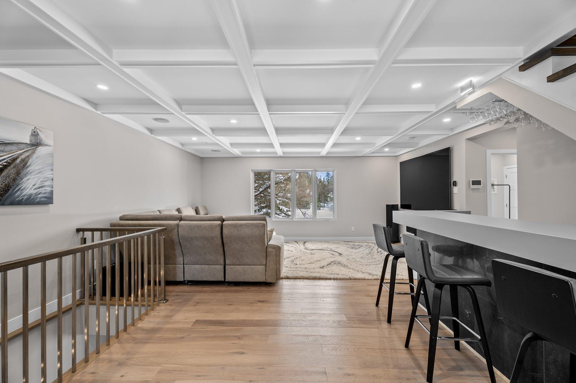 









5619


Ch. Monjeau

,
Sainte-Agathe-des-Monts,




QC
J8C0N6

