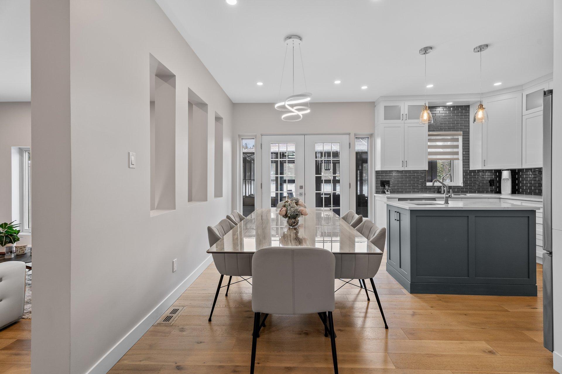 









5619


Ch. Monjeau

,
Sainte-Agathe-des-Monts,




QC
J8C0N6

