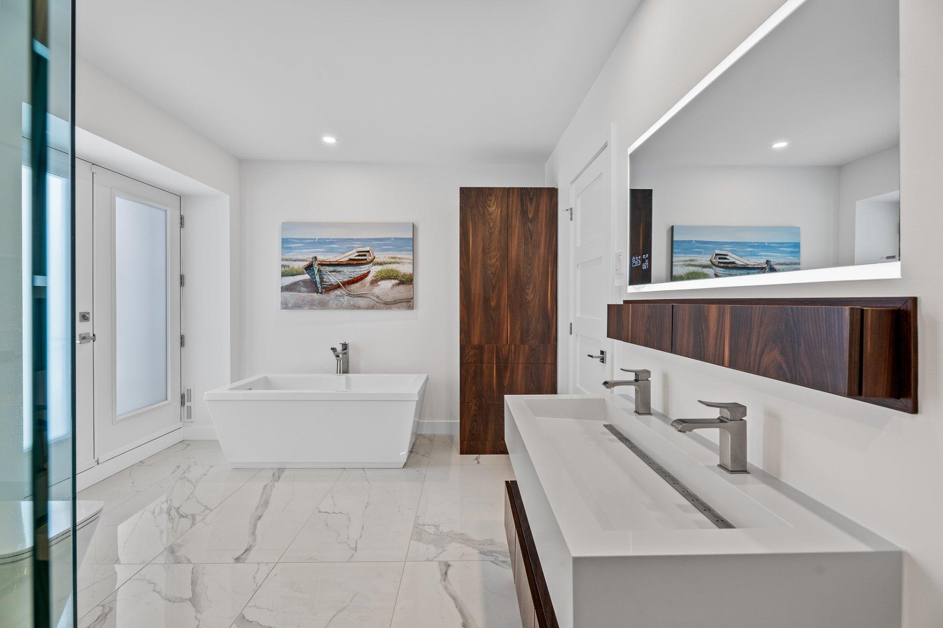 









5619


Ch. Monjeau

,
Sainte-Agathe-des-Monts,




QC
J8C0N6

