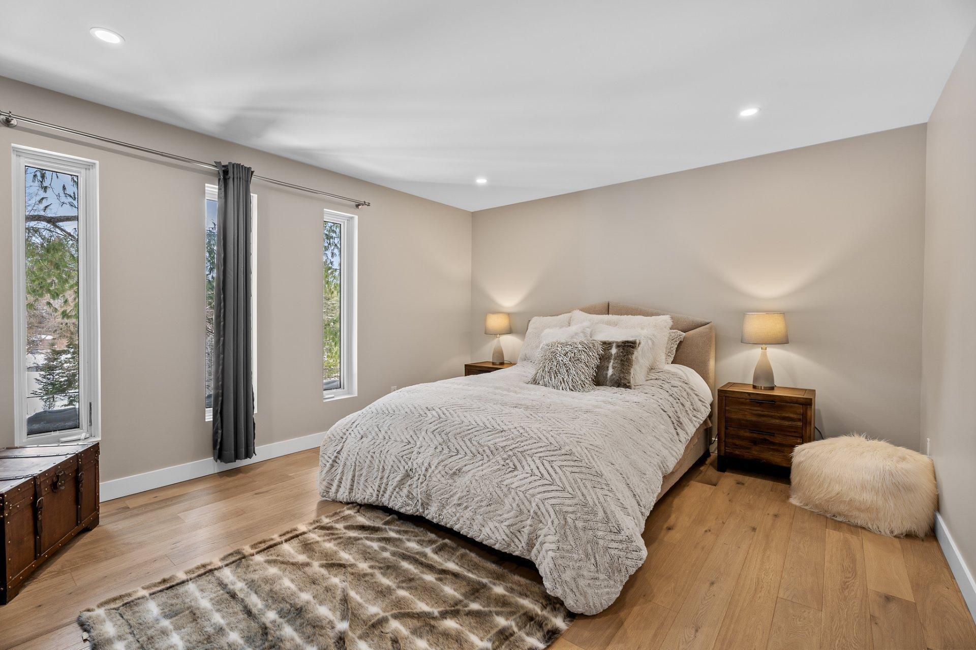 









5619


Ch. Monjeau

,
Sainte-Agathe-des-Monts,




QC
J8C0N6

