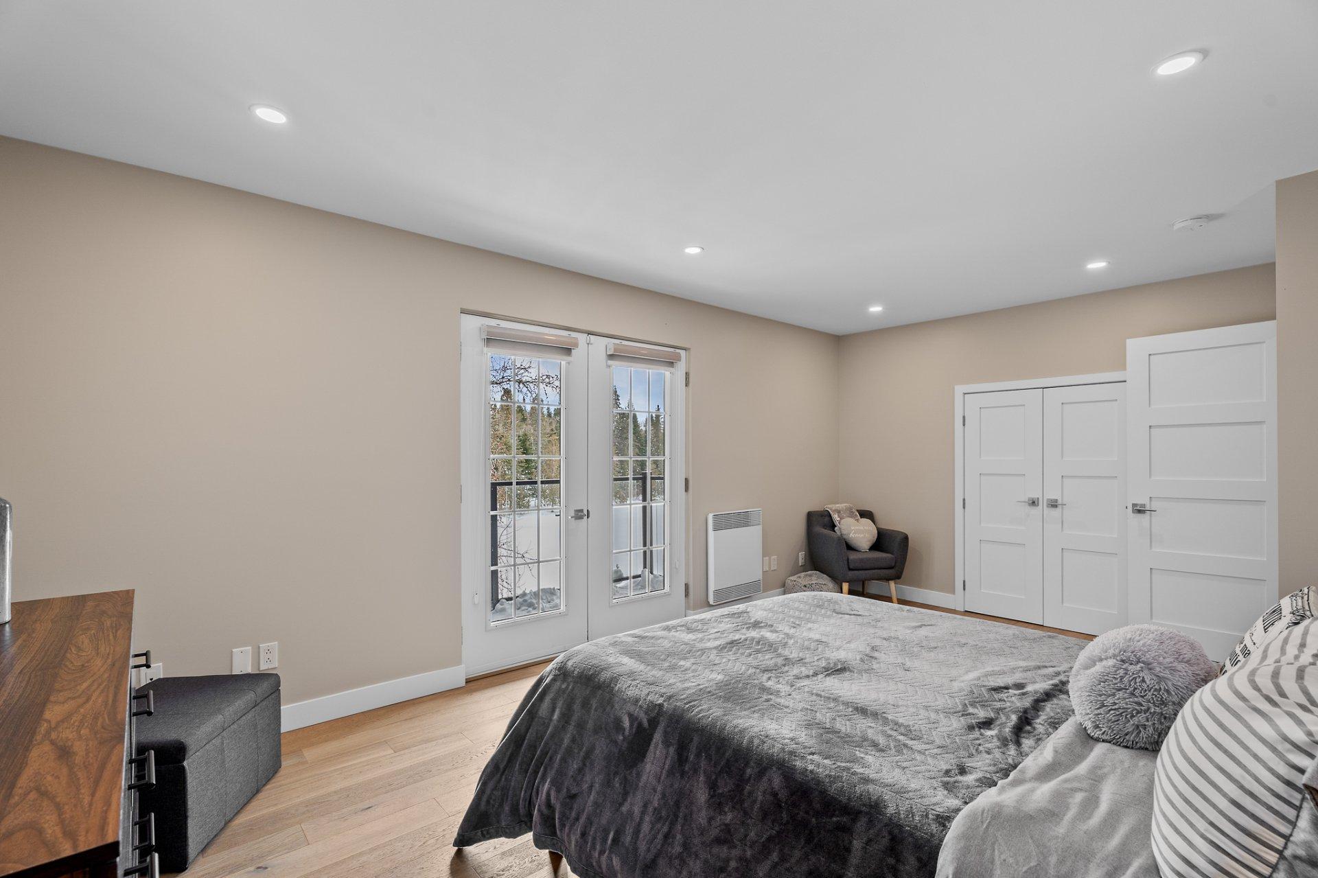 









5619


Ch. Monjeau

,
Sainte-Agathe-des-Monts,




QC
J8C0N6

