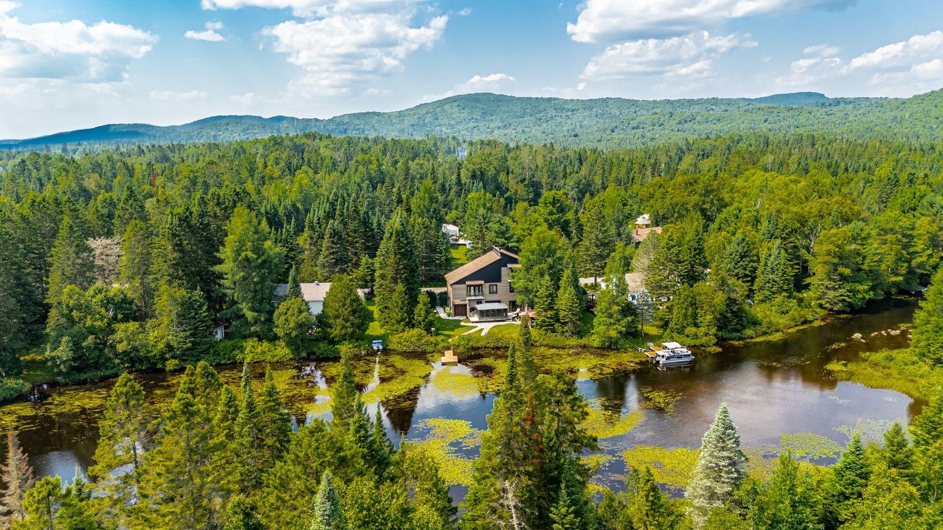 









5619


Ch. Monjeau

,
Sainte-Agathe-des-Monts,




QC
J8C0N6

