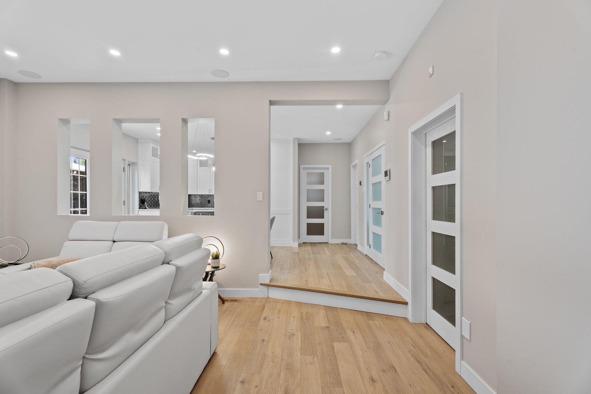 









5619


Ch. Monjeau

,
Sainte-Agathe-des-Monts,




QC
J8C0N6

