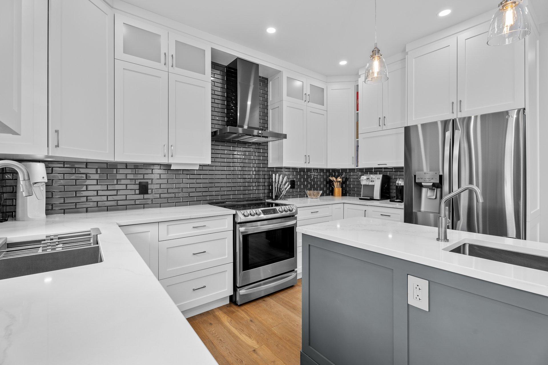 









5619


Ch. Monjeau

,
Sainte-Agathe-des-Monts,




QC
J8C0N6

