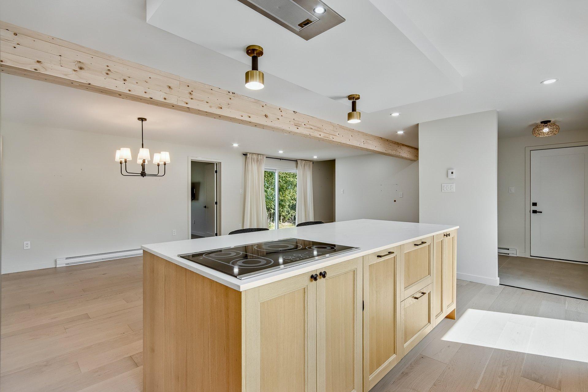 









1449


Rue Barrette

,
Saint-Jean-sur-Richelieu,




QC
J2W2B6

