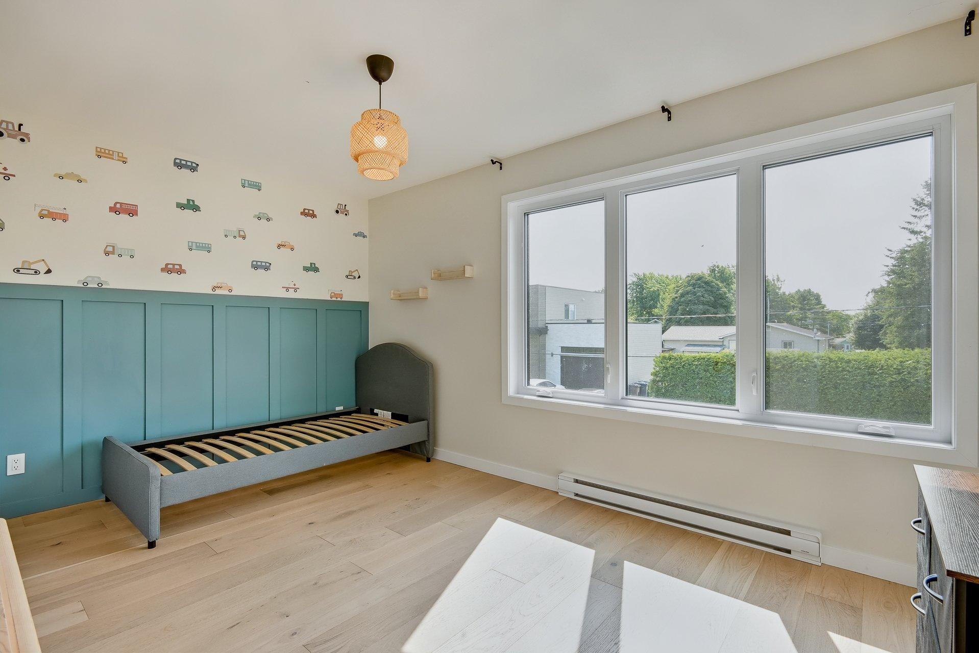 









1449


Rue Barrette

,
Saint-Jean-sur-Richelieu,




QC
J2W2B6

