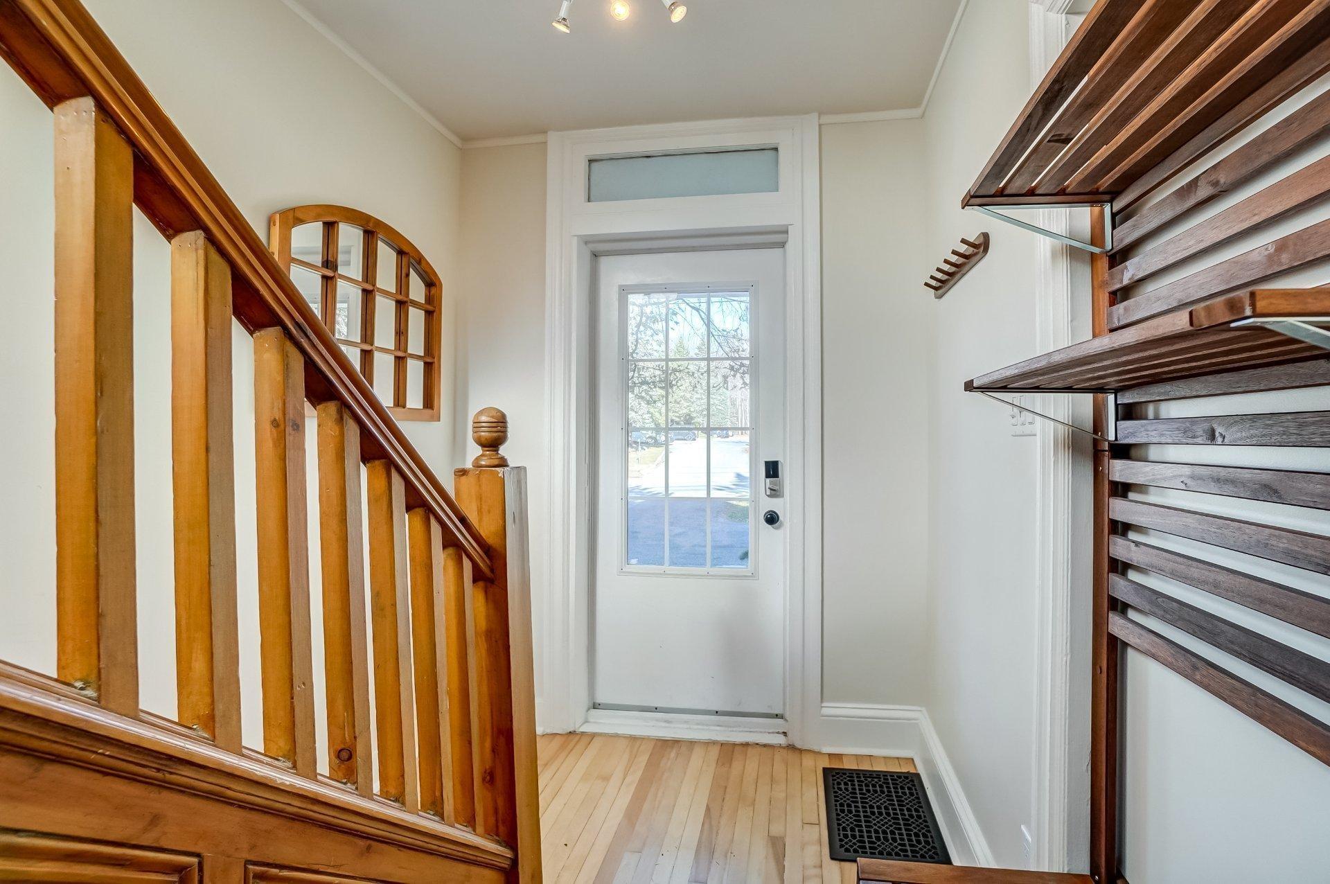









209Z


Ch. d'Old Chelsea

,
Chelsea,




QC
J9B1J3

