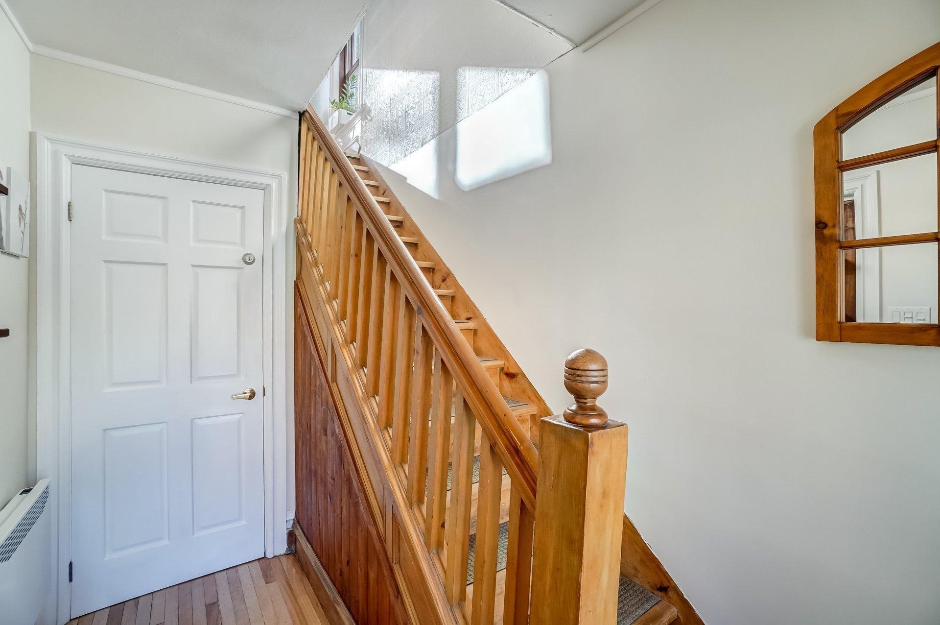









209Z


Ch. d'Old Chelsea

,
Chelsea,




QC
J9B1J3

