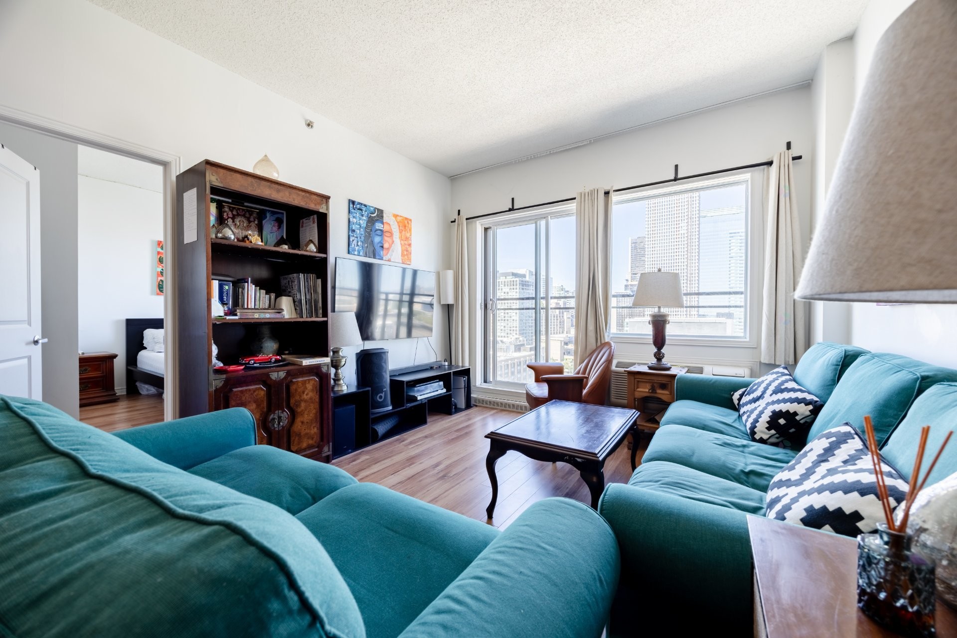 









650


Rue Jean-D'Estrées

, 2108,
Montréal (Ville-Marie),




QC
H3C0G3

