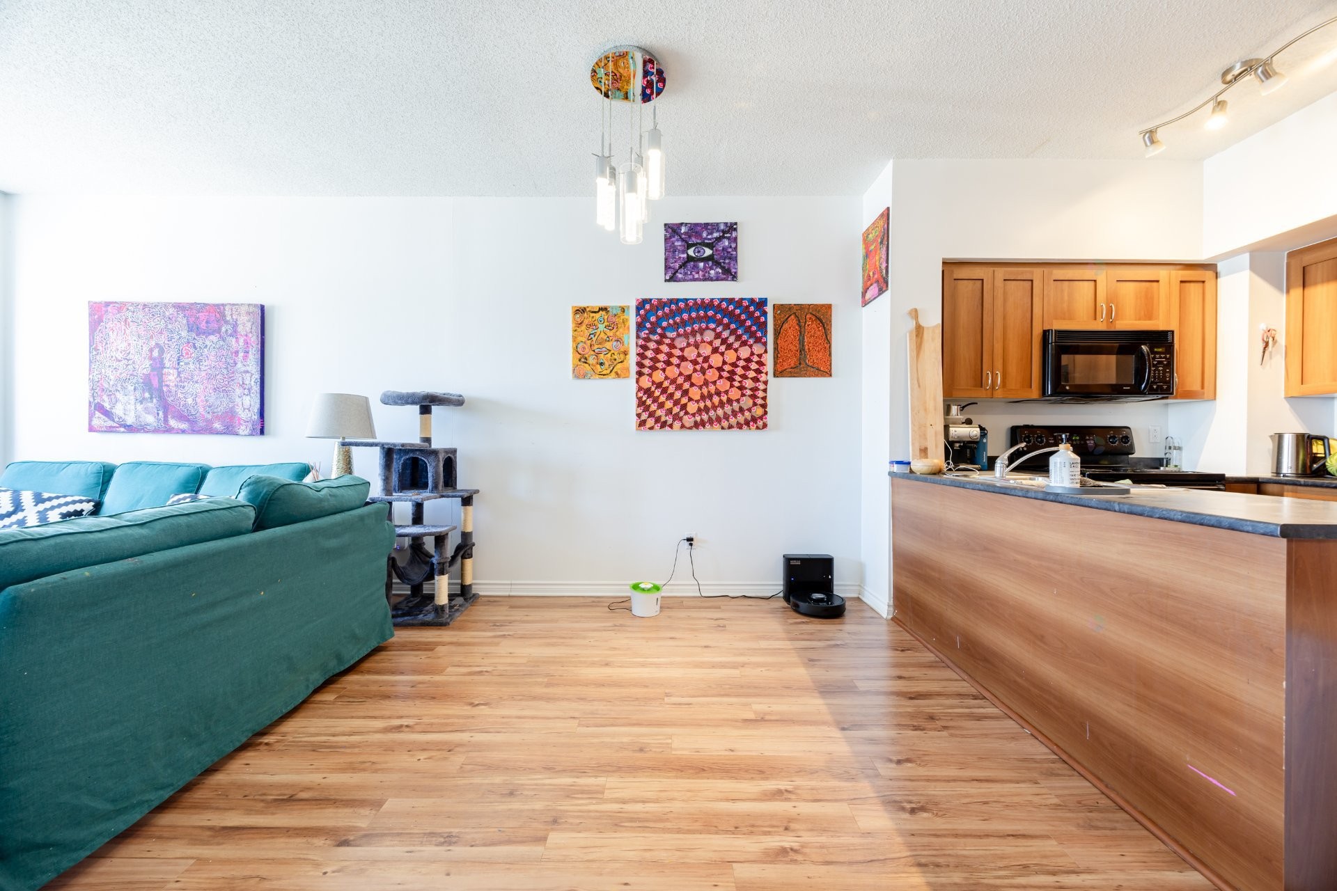 









650


Rue Jean-D'Estrées

, 2108,
Montréal (Ville-Marie),




QC
H3C0G3

