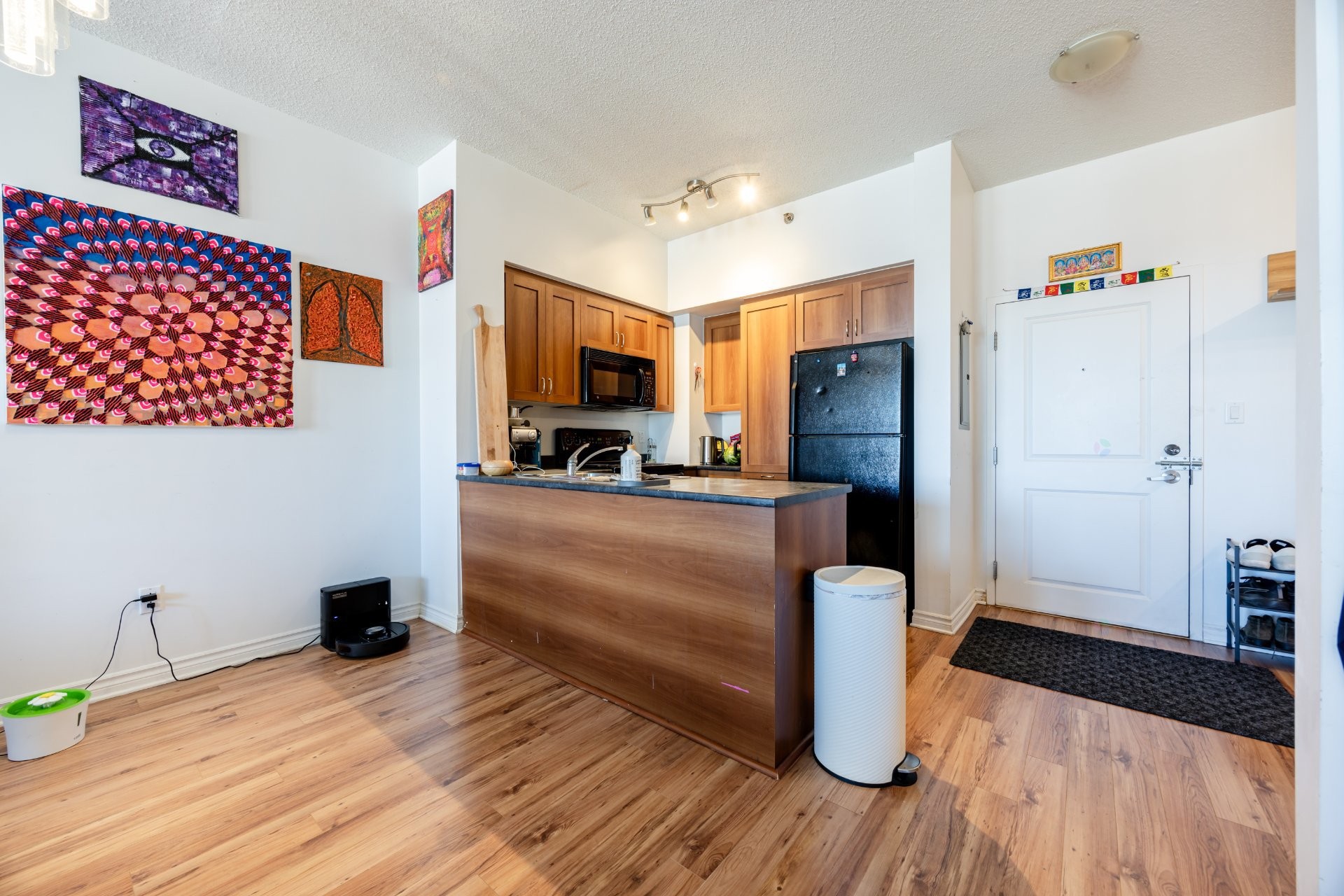 









650


Rue Jean-D'Estrées

, 2108,
Montréal (Ville-Marie),




QC
H3C0G3

