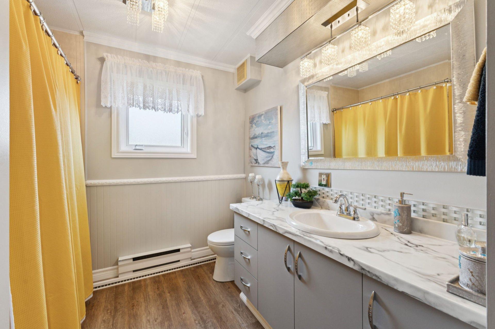 









43


10e Avenue O.

,
Gatineau (Gatineau),




QC
J8T6X9

