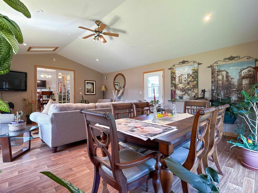 












65 Gulf View Crescent

,
North Rustico,




PE
C0A 1N0

