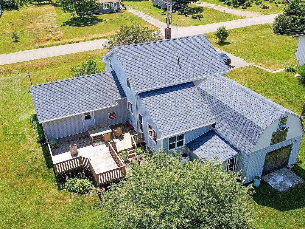












65 Gulf View Crescent

,
North Rustico,




PE
C0A 1N0

