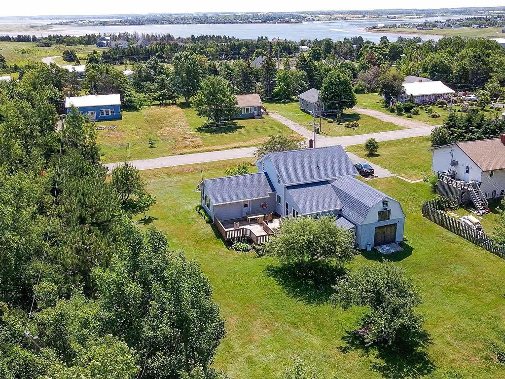 












65 Gulf View Crescent

,
North Rustico,




PE
C0A 1N0

