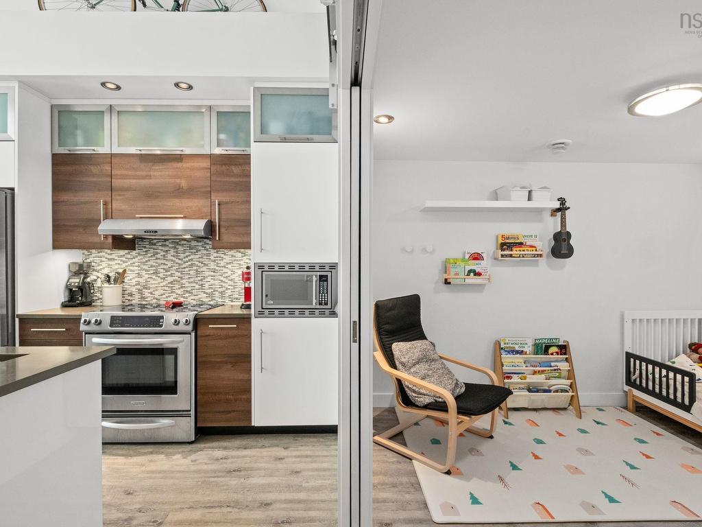 












319 5662 Roberts Street

,
Halifax,




NS
B3K 0E3

