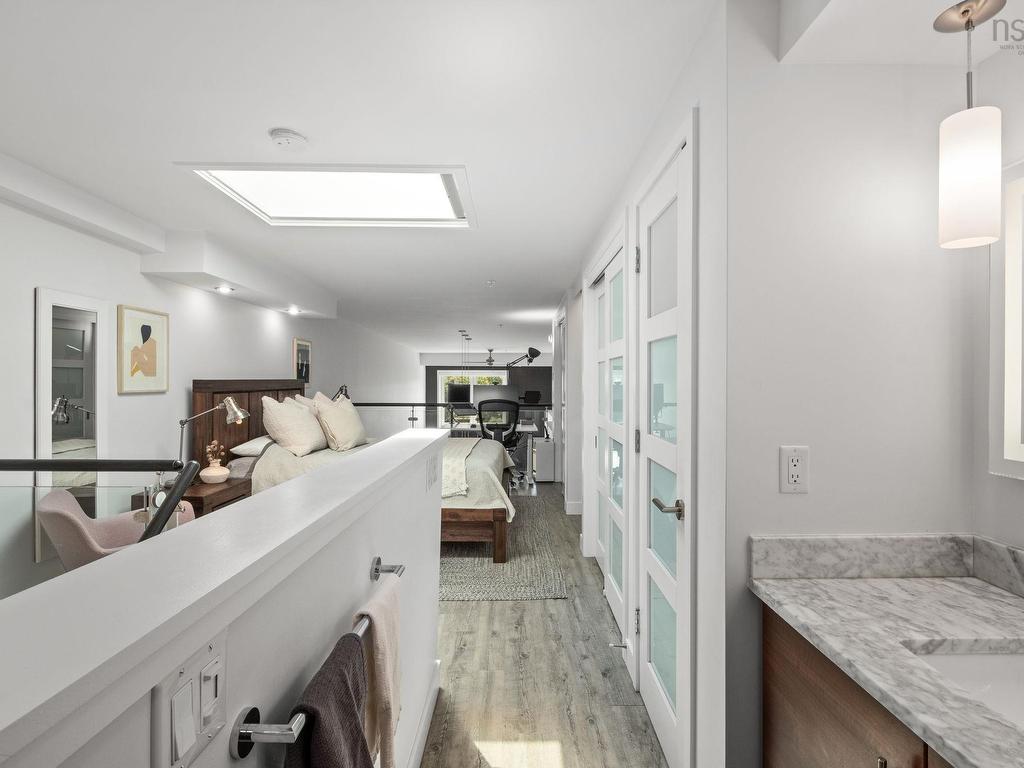 












319 5662 Roberts Street

,
Halifax,




NS
B3K 0E3

