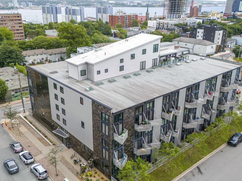 












319 5662 Roberts Street

,
Halifax,




NS
B3K 0E3

