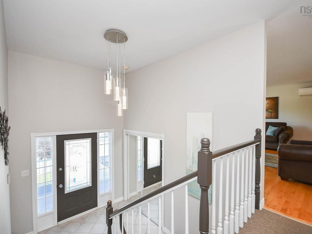 












31 Barry Crescent

,
Herring Cove,




NS
B3R 2L7

