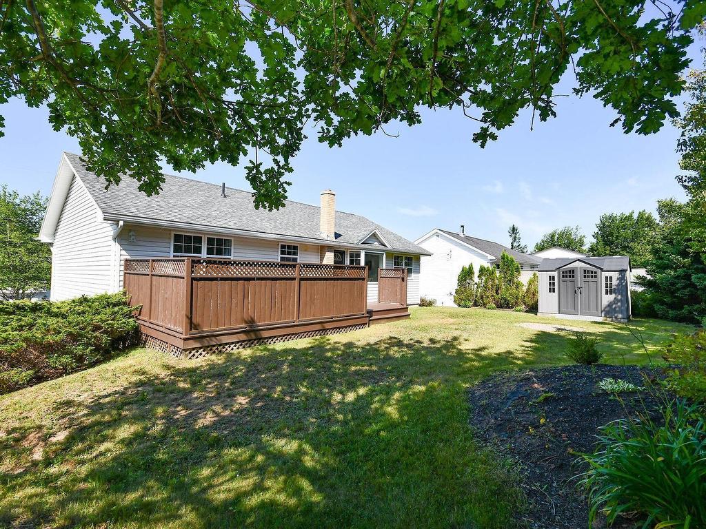 












31 Barry Crescent

,
Herring Cove,




NS
B3R 2L7

