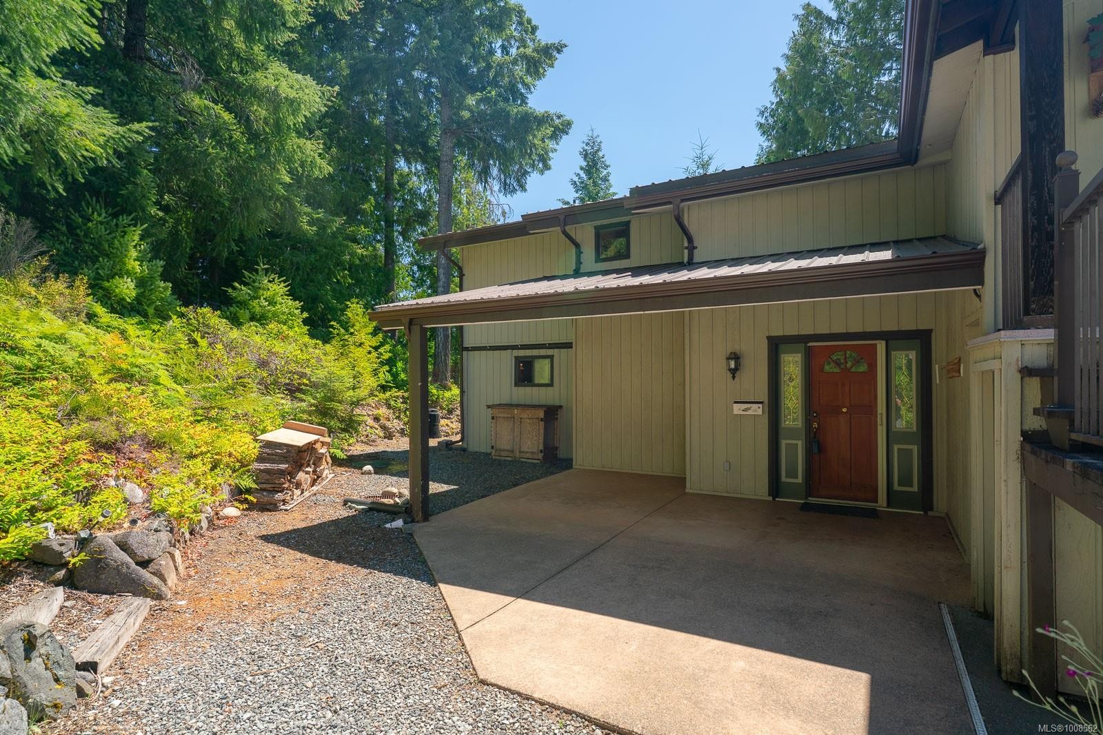 









300&304


DEER

Rd,
Lake Cowichan,




BC
V0R 2G0

