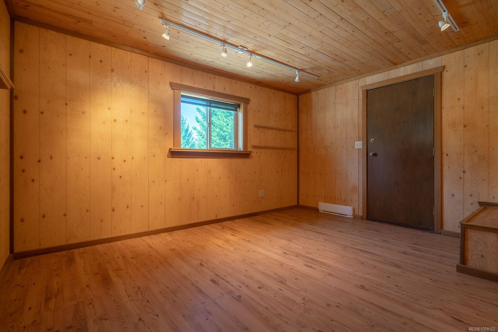 









300&304


DEER

Rd,
Lake Cowichan,




BC
V0R 2G0

