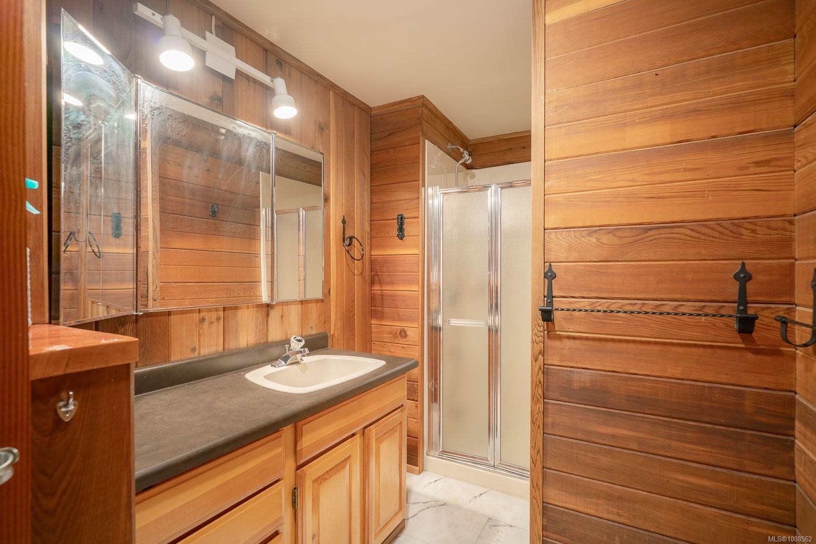 









300&304


DEER

Rd,
Lake Cowichan,




BC
V0R 2G0

