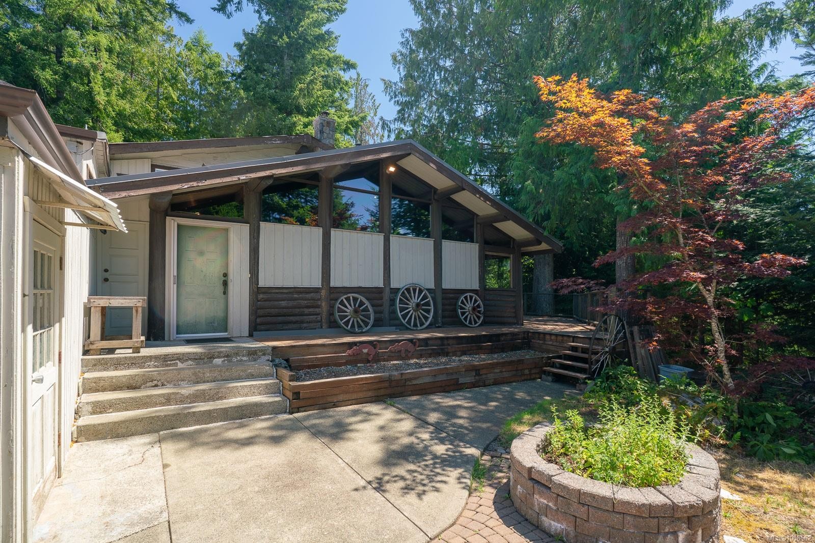 









300&304


DEER

Rd,
Lake Cowichan,




BC
V0R 2G0

