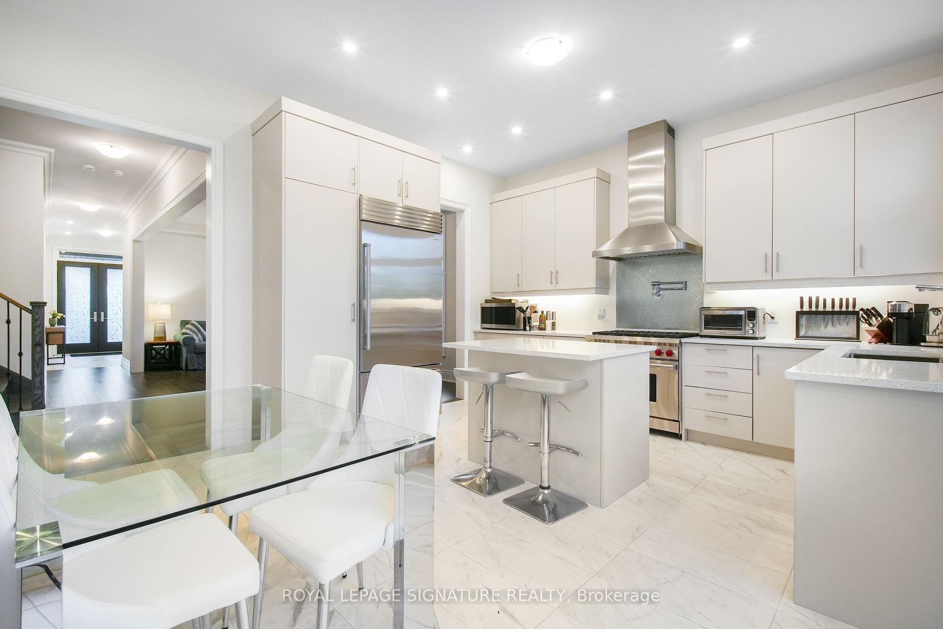 









2406


Charles Cornwall

Avenue,
Oakville,




ON
L6M 5M4

