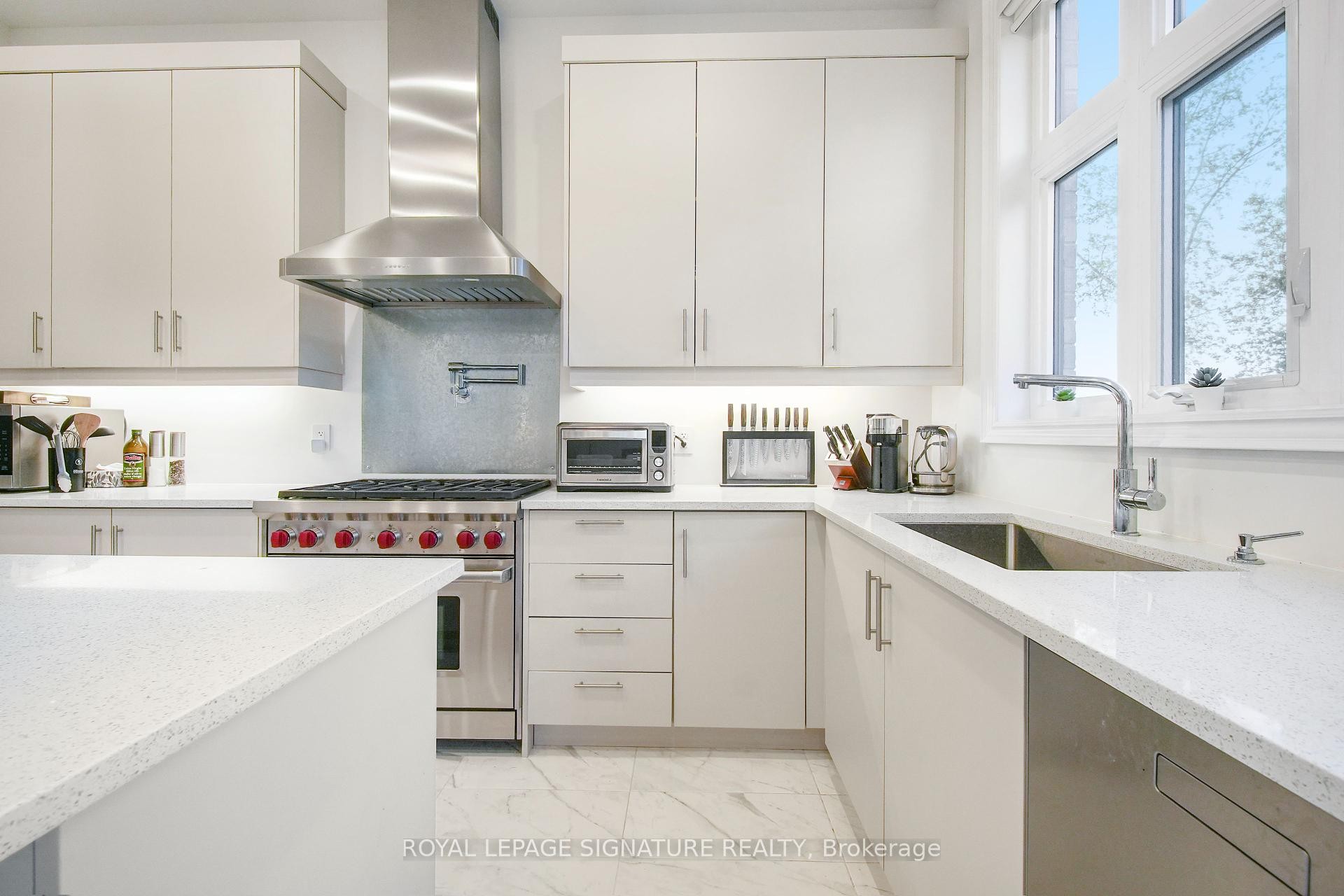 









2406


Charles Cornwall

Avenue,
Oakville,




ON
L6M 5M4

