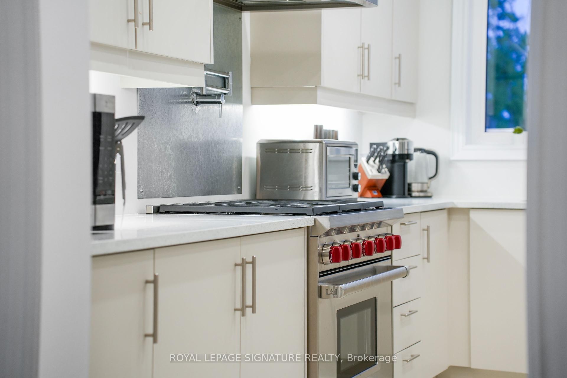 









2406


Charles Cornwall

Avenue,
Oakville,




ON
L6M 5M4

