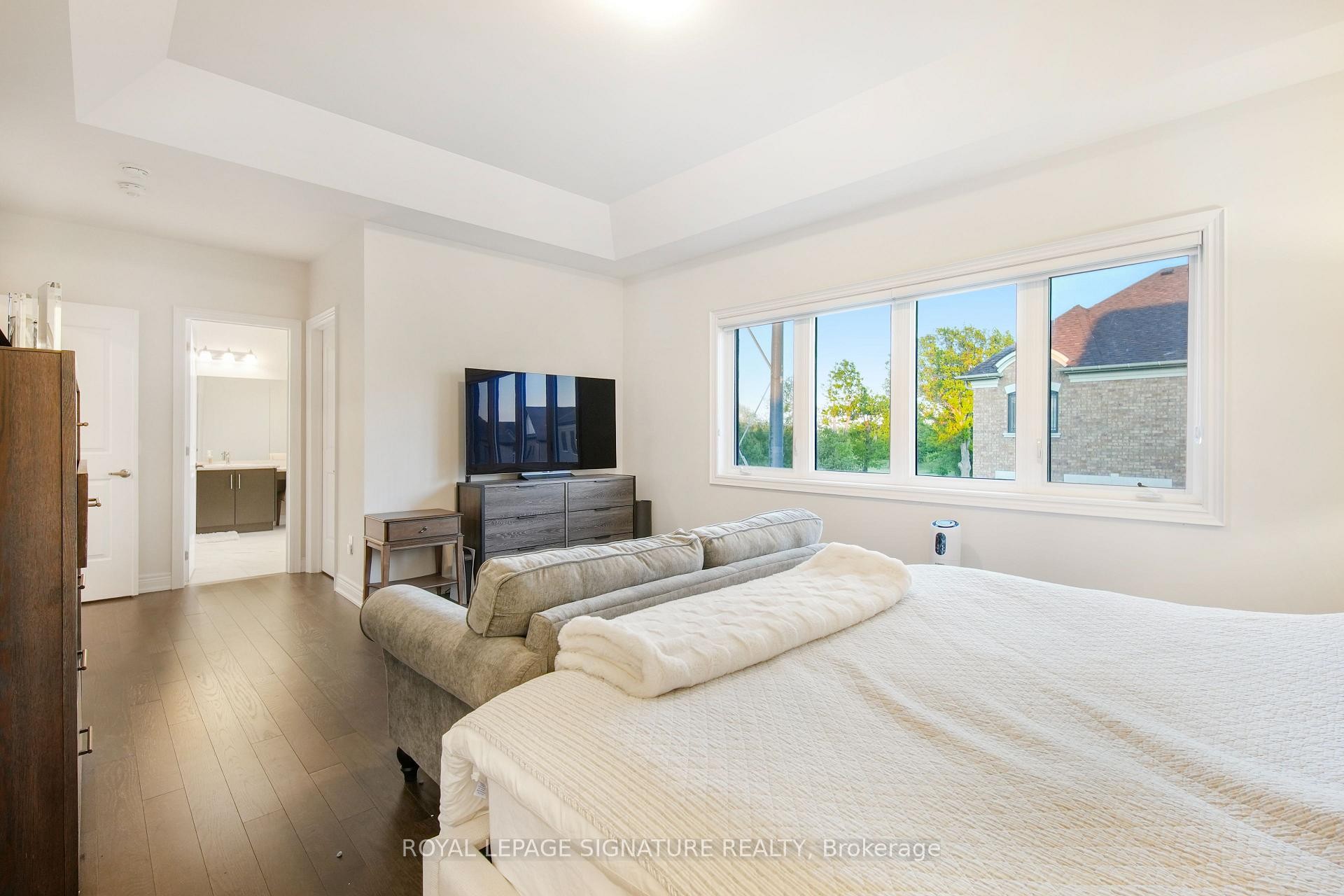 









2406


Charles Cornwall

Avenue,
Oakville,




ON
L6M 5M4

