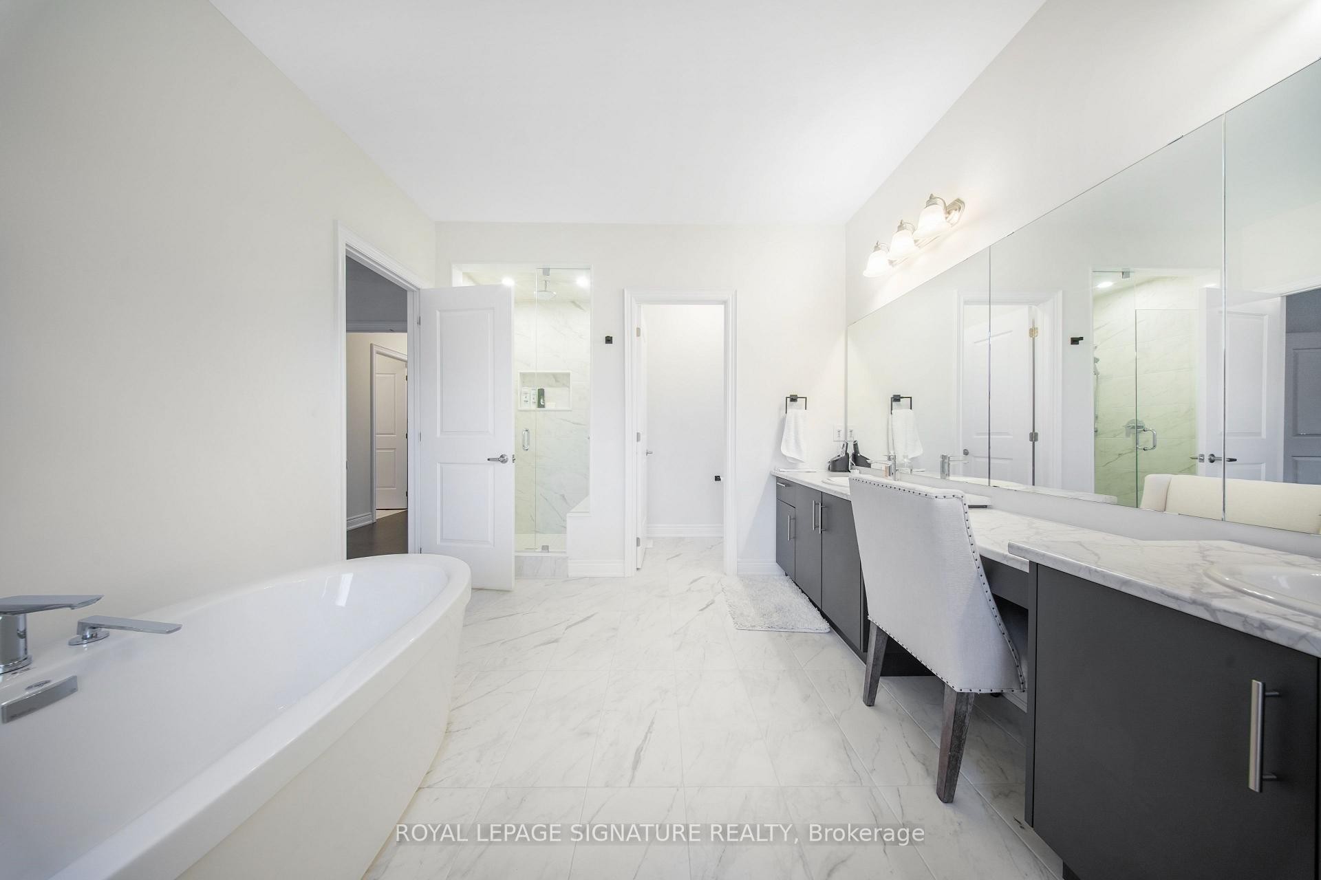 









2406


Charles Cornwall

Avenue,
Oakville,




ON
L6M 5M4

