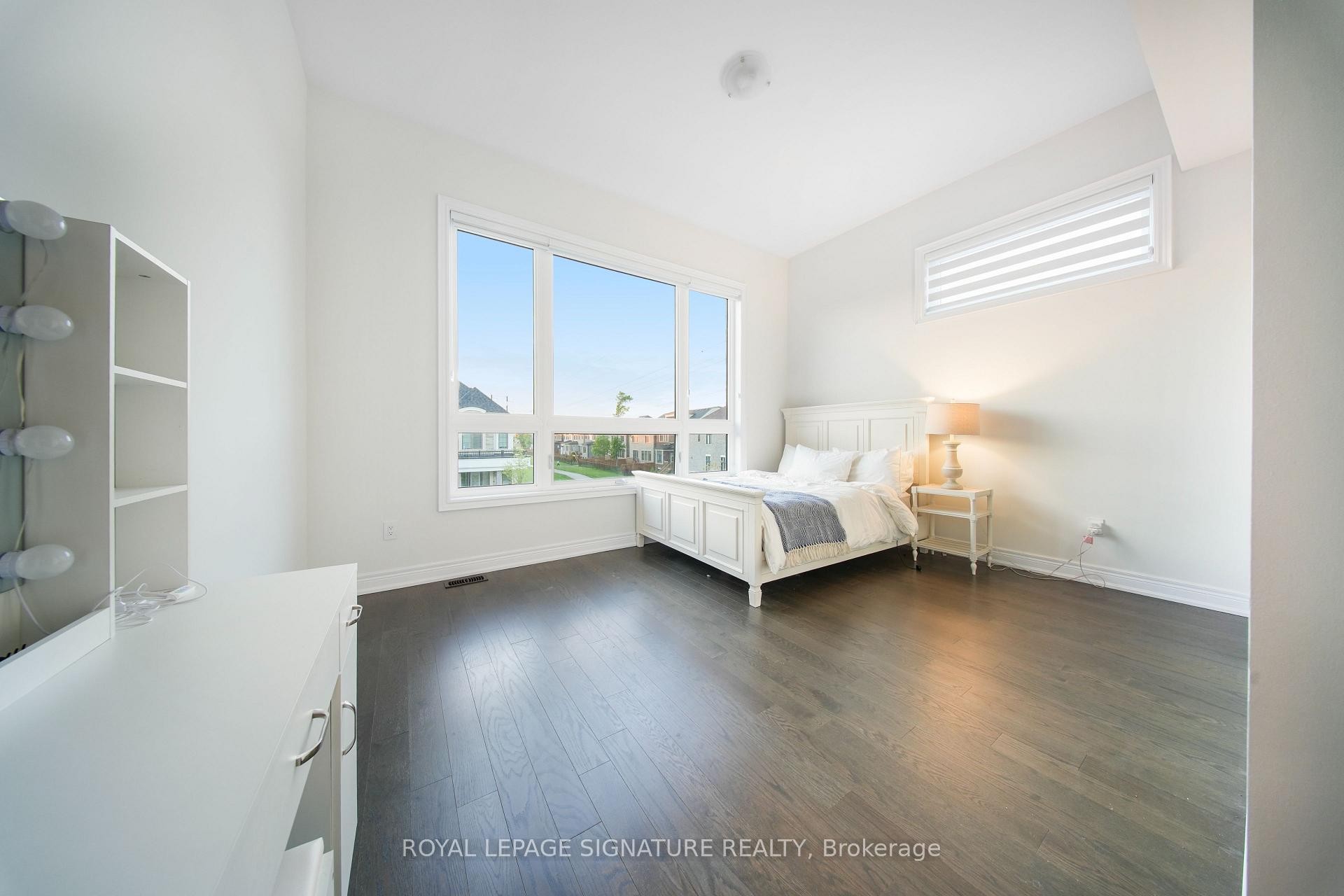 









2406


Charles Cornwall

Avenue,
Oakville,




ON
L6M 5M4

