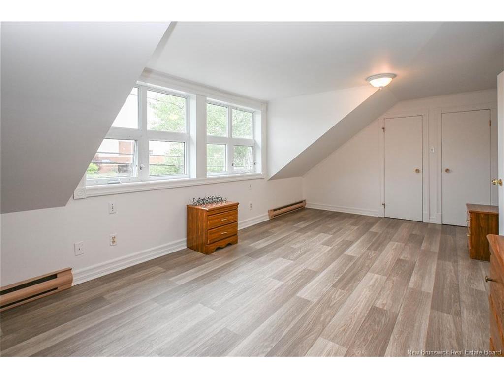 









225


de l'Eglise

AVE,
Shippagan,




NB
E8S 2K4

