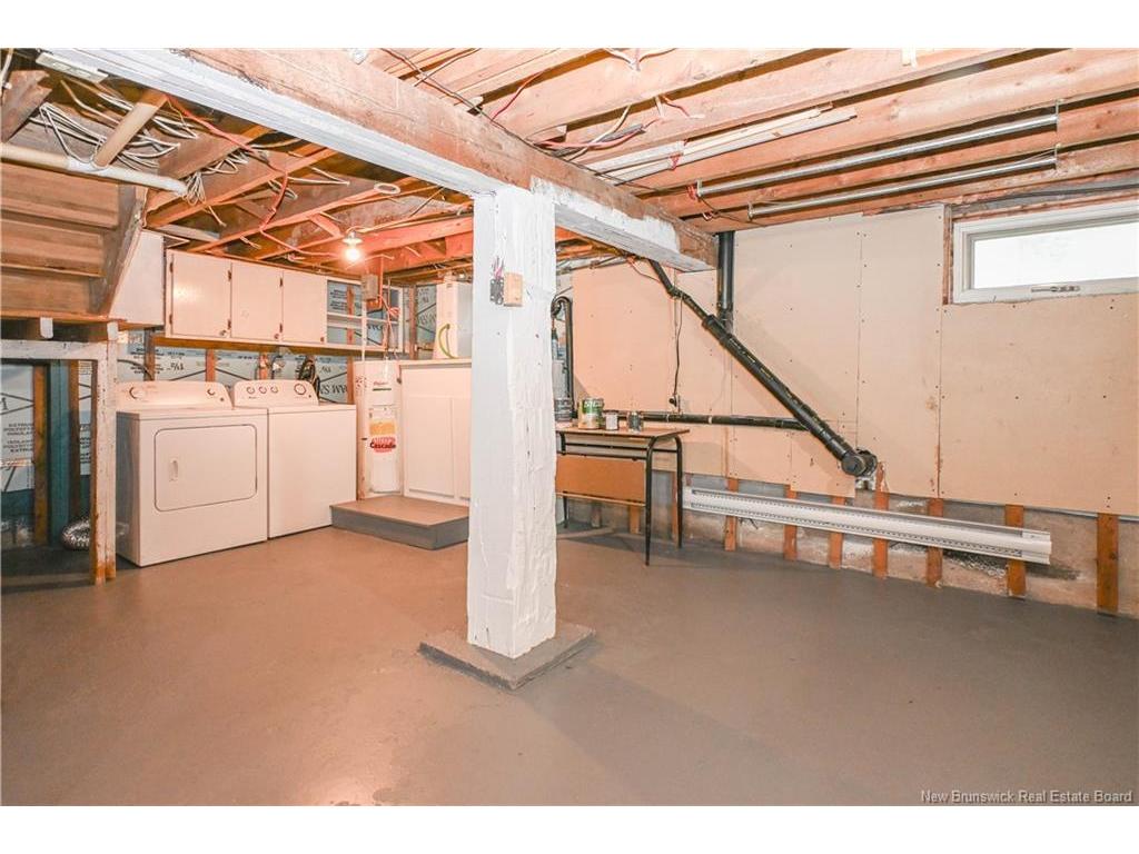 









225


de l'Eglise

AVE,
Shippagan,




NB
E8S 2K4

