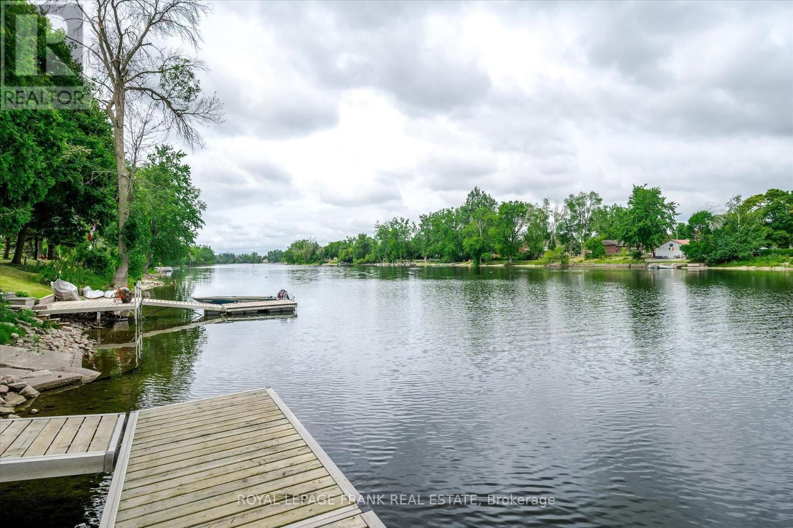 












256 SHERIN AVENUE

,
Peterborough South (East),




Ontario
K9J1B6

