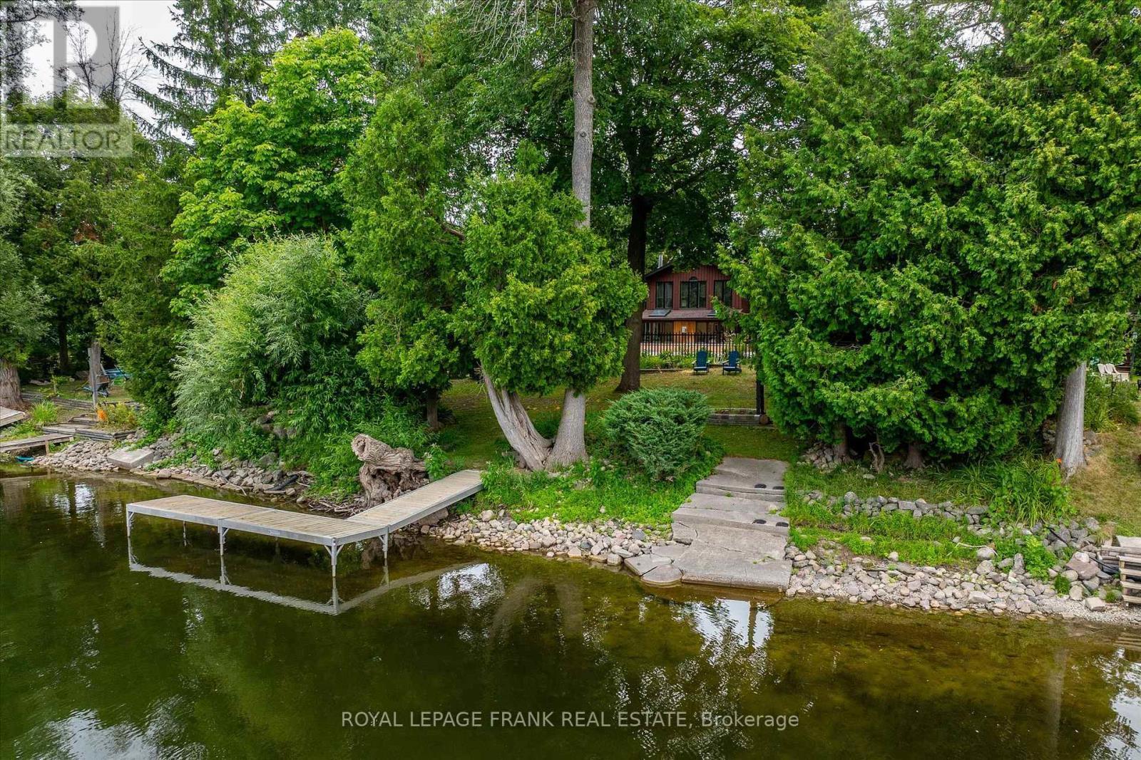 












256 SHERIN AVENUE

,
Peterborough South (East),




Ontario
K9J1B6

