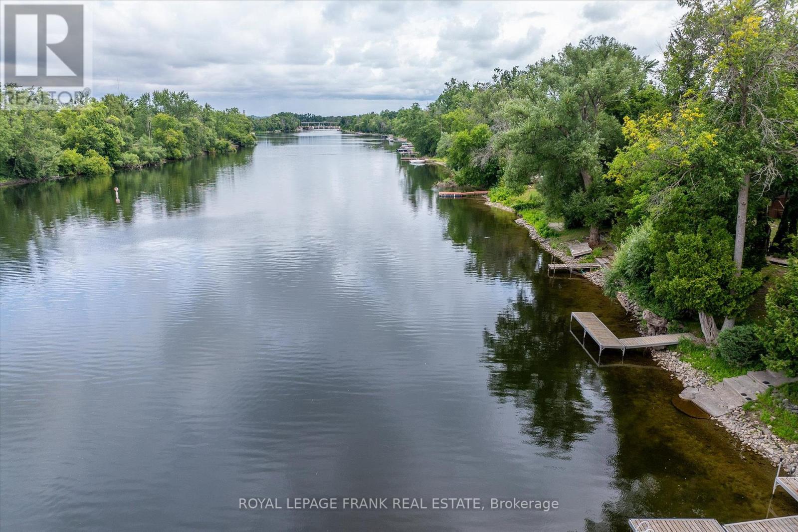 












256 SHERIN AVENUE

,
Peterborough South (East),




Ontario
K9J1B6

