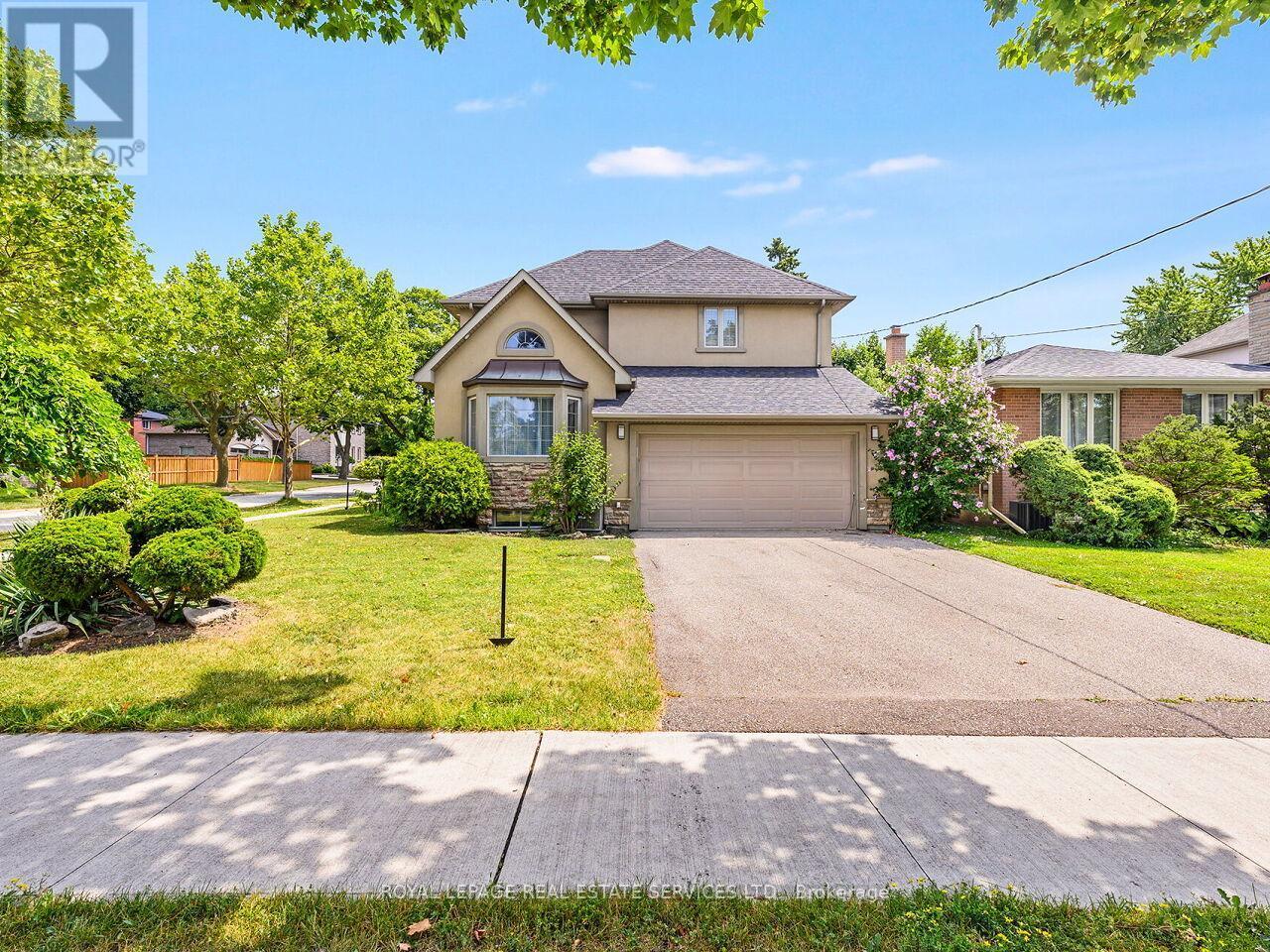 












37 MAYDOLPH ROAD

,
Toronto,




Ontario
M9B1V9

