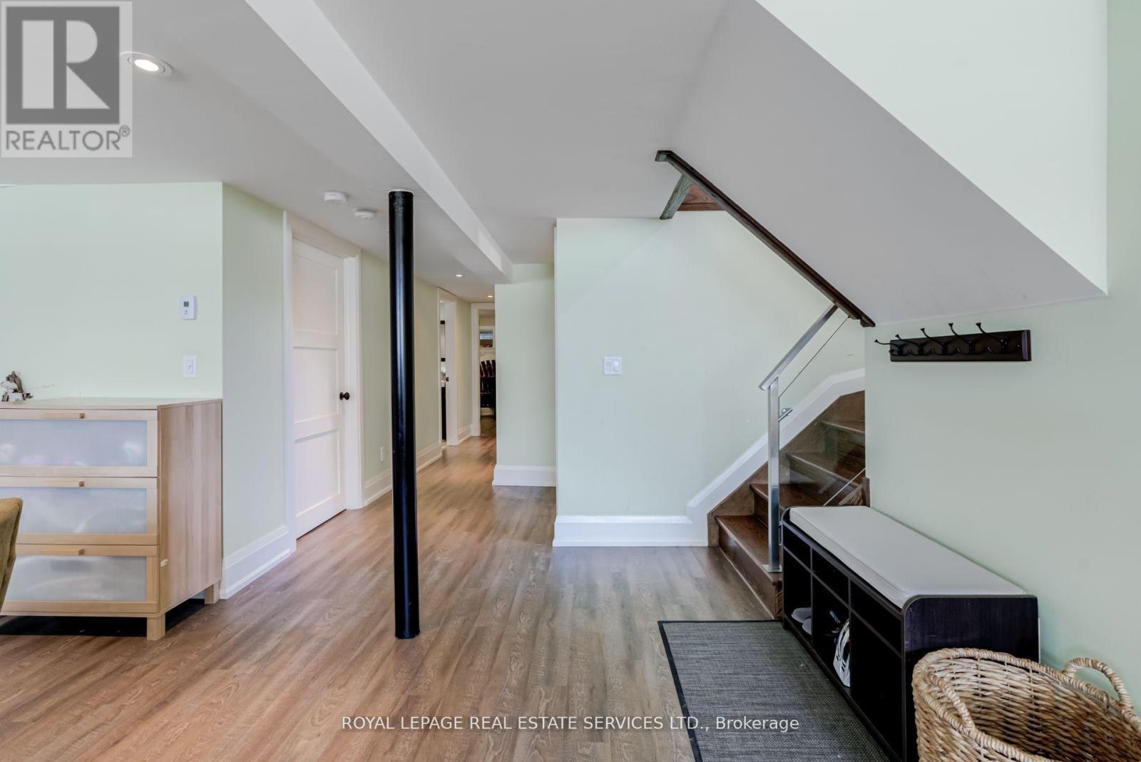 












194 SYLVAN AVENUE

,
Toronto,




Ontario
M1E1A3

