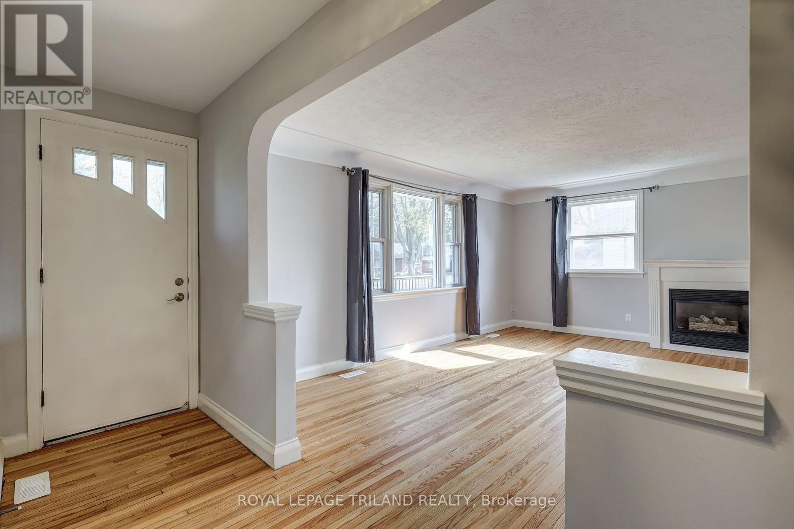 












266 ALMA STREET

,
St. Thomas,




Ontario
N5P3B8

